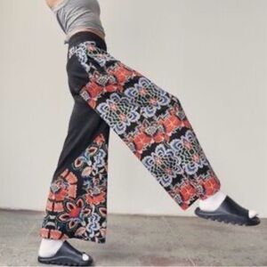 FP Movement by Free People Black Wide Leg Team Player Multicolor Print Pants S